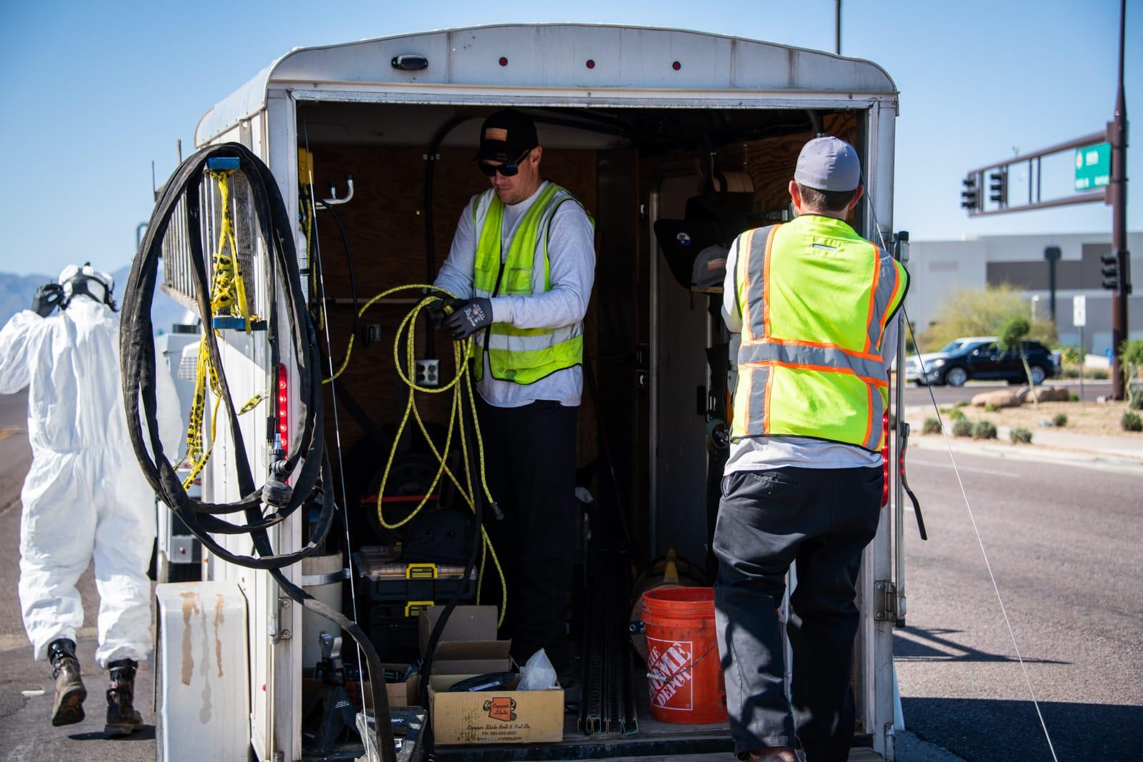 The confined space trailer with air lines and rigging